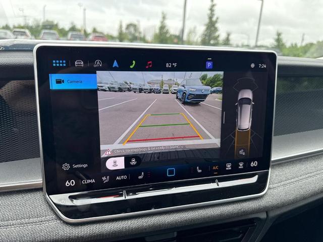 Photo of 2025 Deep Black Pearl Effect Volkswagen Tiguan