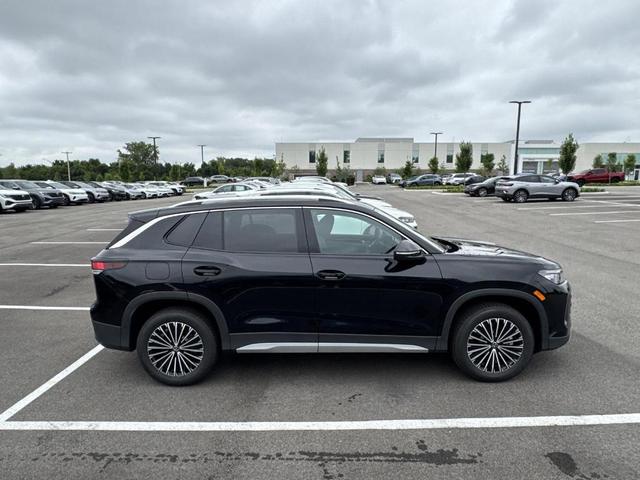 Photo of 2025 Deep Black Pearl Effect Volkswagen Tiguan