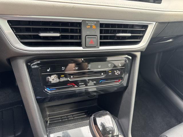 Photo of 2025 Pyrite Silver Metallic Volkswagen Taos
