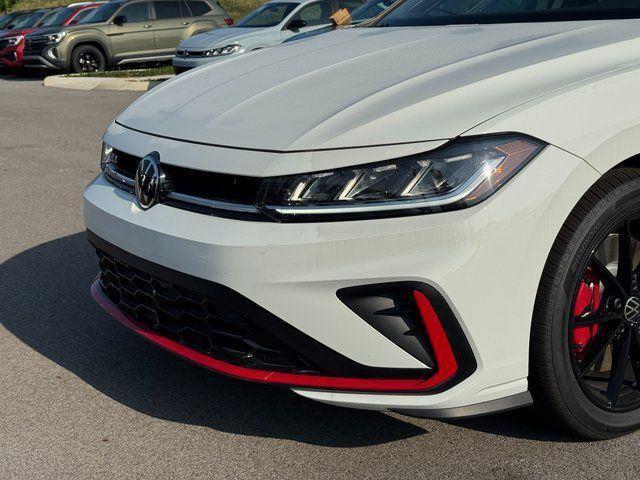 Photo of 2025 Pure White W/Black Roof Volkswagen Jetta GLI