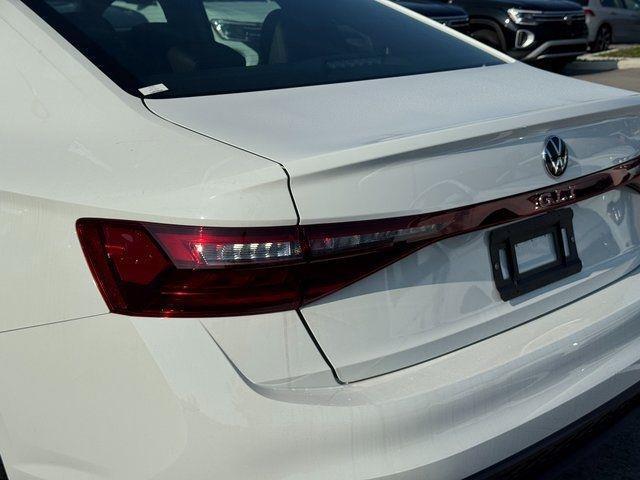 Photo of 2025 Pure White W/Black Roof Volkswagen Jetta GLI