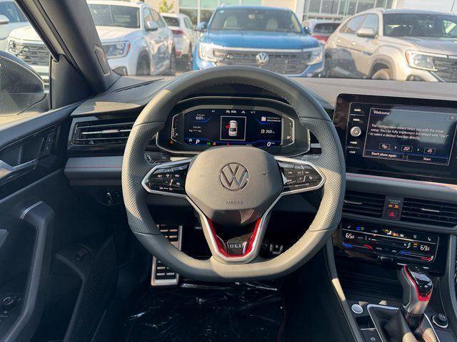 Photo of 2025 Pure White W/Black Roof Volkswagen Jetta GLI