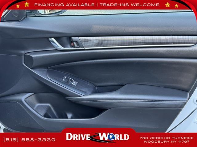 Photo of 2022 Platinum White Pearl Honda Accord