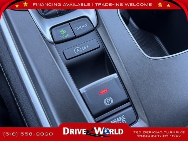 Photo of 2022 Platinum White Pearl Honda Accord