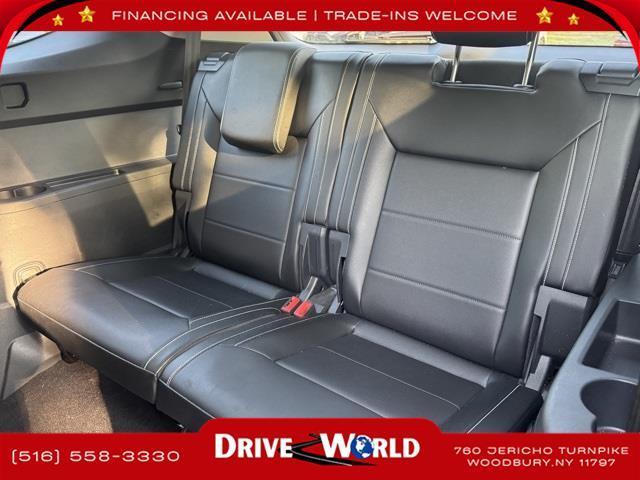 Photo of 2021 Deep Black Pearl Volkswagen Atlas