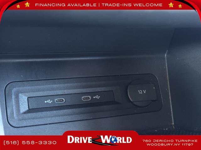 Photo of 2021 Deep Black Pearl Volkswagen Atlas
