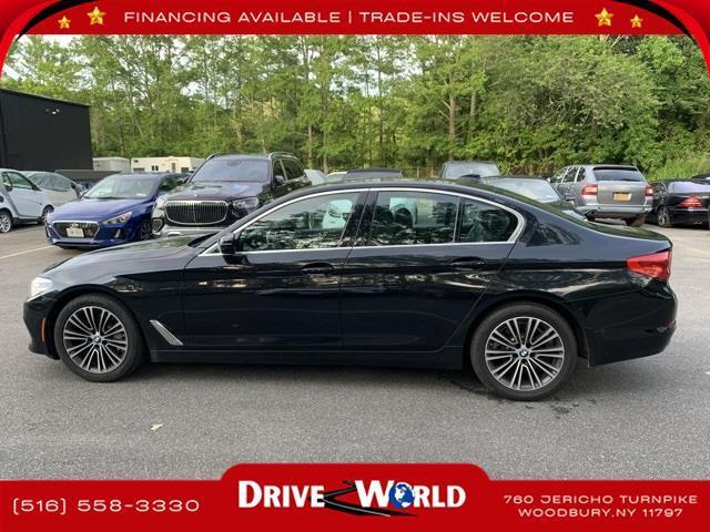 Photo of 2019 Black Sapphire Metallic BMW 530
