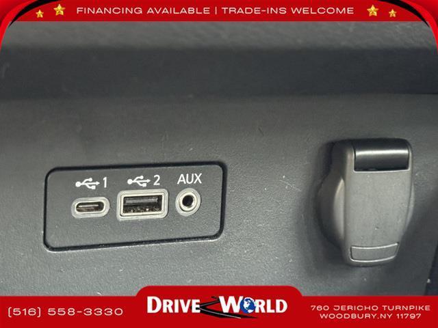 Photo of 2023 Brilliant Silver Metallic Nissan Altima