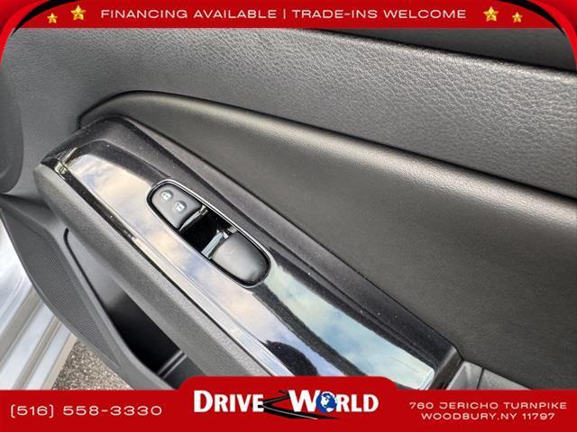 Photo of 2023 Brilliant Silver Metallic Nissan Altima