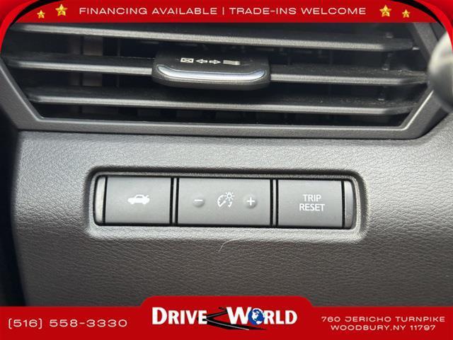 Photo of 2023 Brilliant Silver Metallic Nissan Altima