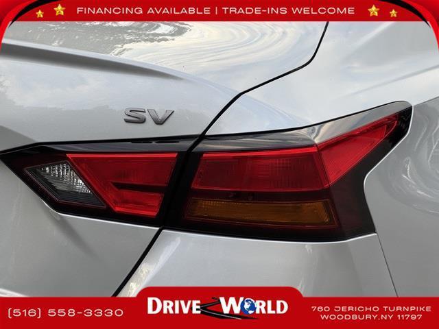 Photo of 2023 Brilliant Silver Metallic Nissan Altima