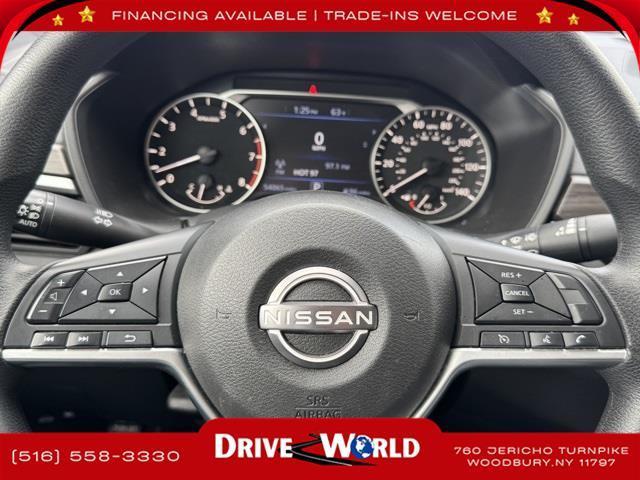 Photo of 2023 Gun Metallic Nissan Altima