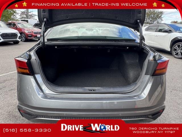 Photo of 2023 Gun Metallic Nissan Altima