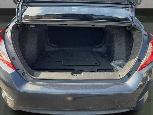 Photo of 2017 Blue Honda Civic