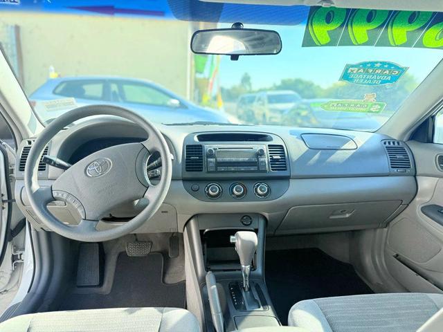 Photo of 2005  Toyota Camry