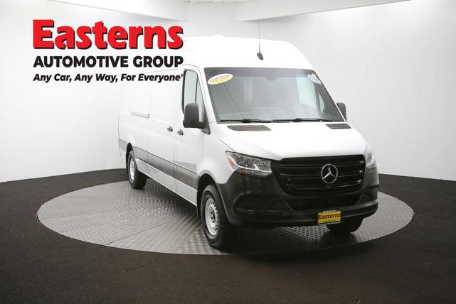 Photo of 2020 White Mercedes-Benz Sprinter 2500