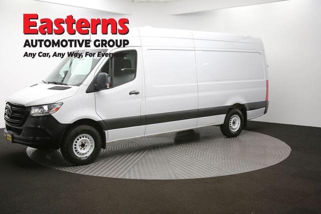 Photo of 2020 White Mercedes-Benz Sprinter 2500