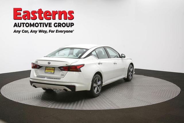 Photo of 2021 Pearl White Tricoat Nissan Altima