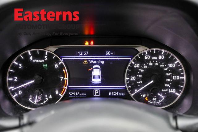 Photo of 2021 Pearl White Tricoat Nissan Altima