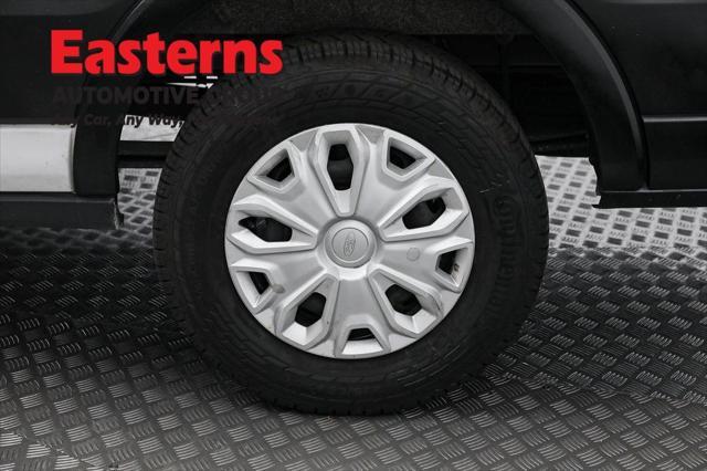 Photo of 2019 Oxford White Ford Transit-350