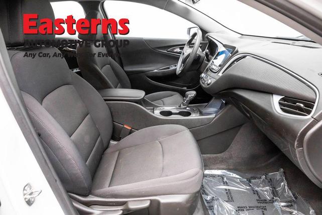 Photo of 2023 Summit White Chevrolet Malibu