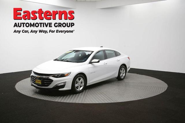 Photo of 2023 Summit White Chevrolet Malibu