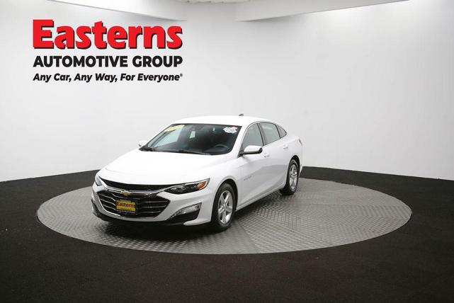 Photo of 2023 Summit White Chevrolet Malibu