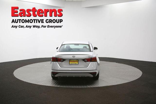 Photo of 2024 Brilliant Silver Metallic Nissan Altima