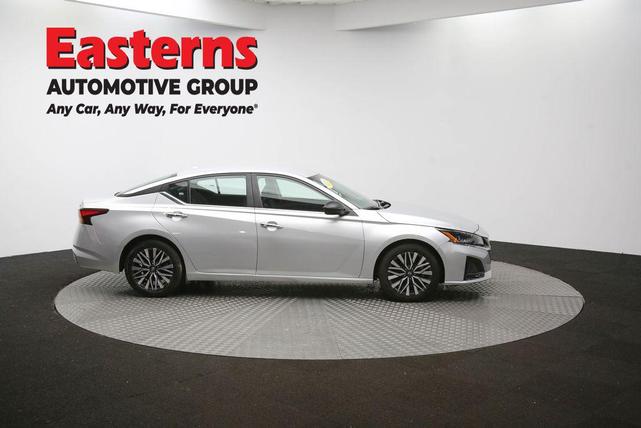 Photo of 2024 Brilliant Silver Metallic Nissan Altima