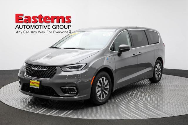 2023 Chrysler Pacifica Hybrid