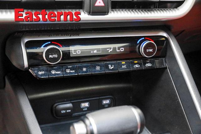 Photo of 2023 Glacial White Pearl Kia K5