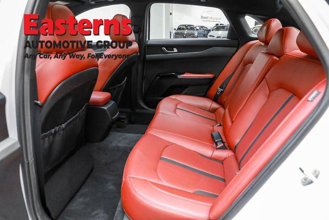 Photo of 2023 Glacial White Pearl Kia K5