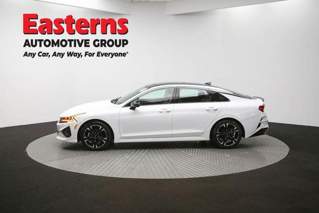 Photo of 2023 Glacial White Pearl Kia K5