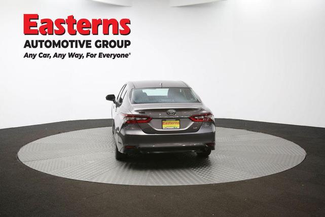 Photo of 2022 Gray Toyota Camry