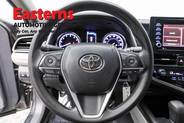 Photo of 2022 Gray Toyota Camry