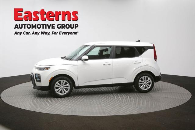 Photo of 2022 Snow White Pearl Kia Soul
