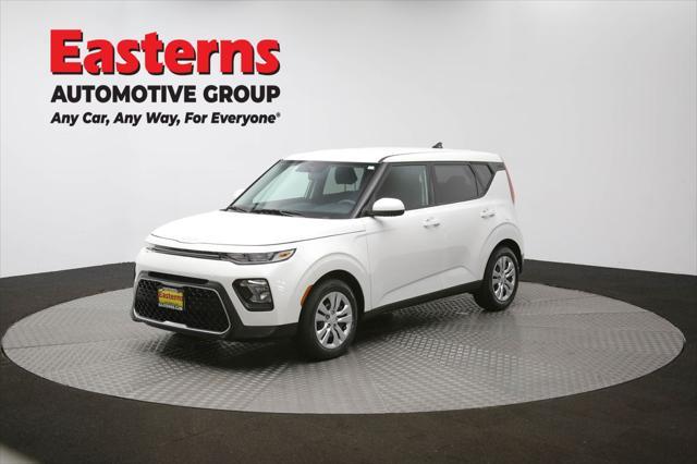 Photo of 2022 Snow White Pearl Kia Soul