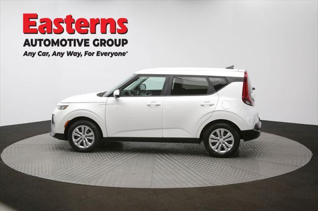 Photo of 2022 Snow White Pearl Kia Soul