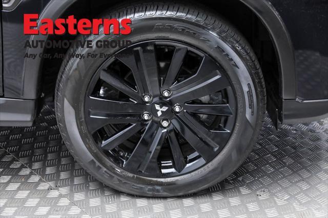 Photo of 2022 Labrador Black Pearl Mitsubishi Outlander Sport