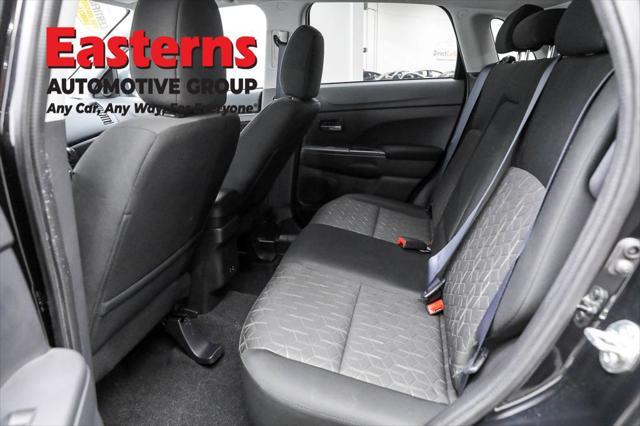 Photo of 2022 Labrador Black Pearl Mitsubishi Outlander Sport