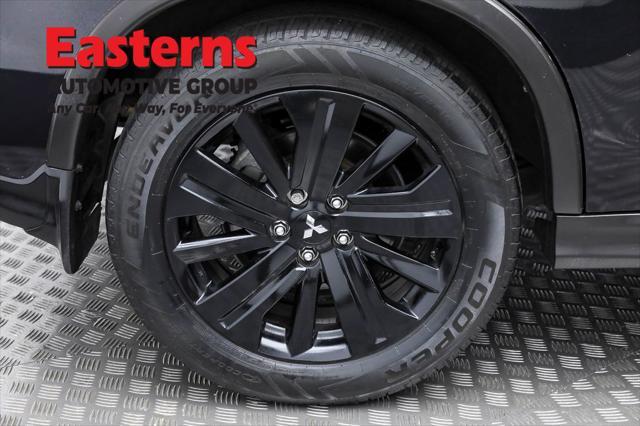 Photo of 2022 Labrador Black Pearl Mitsubishi Outlander Sport