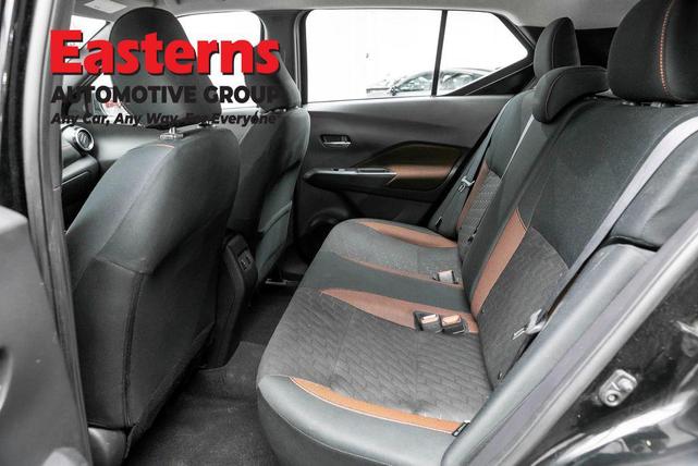 Photo of 2024 Super Black Nissan Kicks