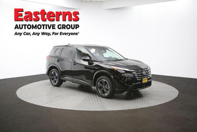 Photo of 2024 Super Black Nissan Rogue