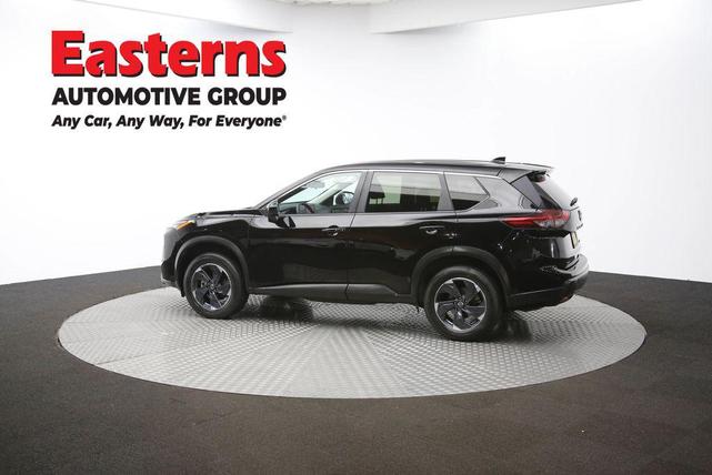 Photo of 2024 Super Black Nissan Rogue