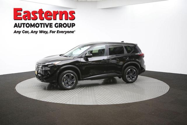 Photo of 2024 Super Black Nissan Rogue