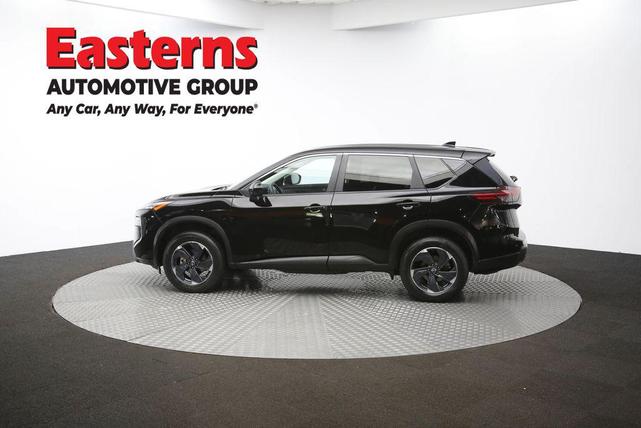 Photo of 2024 Super Black Nissan Rogue