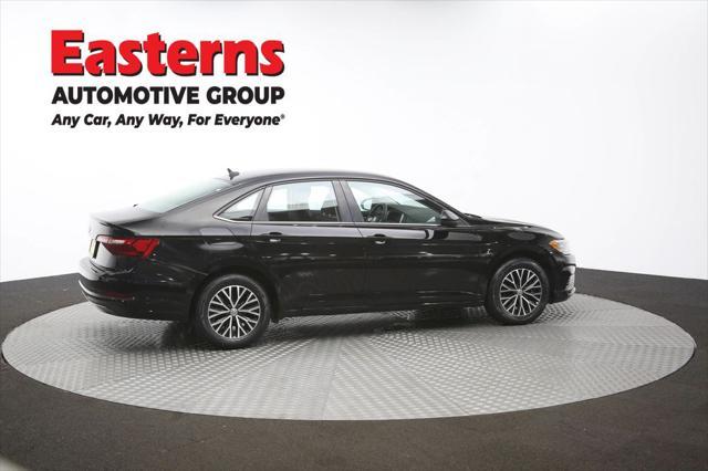 Photo of 2021 Black Uni Volkswagen Jetta