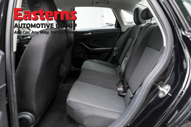Photo of 2021 Black Uni Volkswagen Jetta