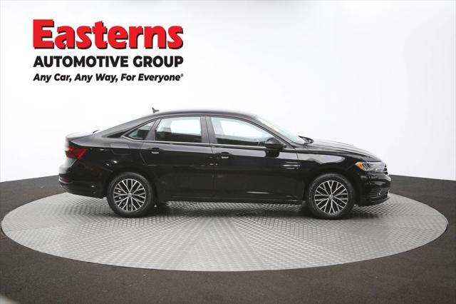 Photo of 2021 Black Uni Volkswagen Jetta
