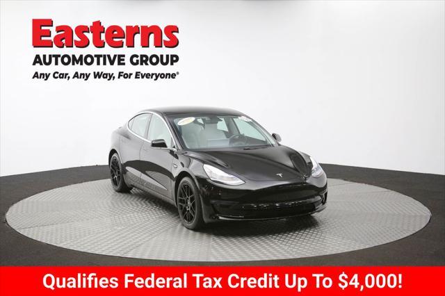 Photo of 2019 Solid Black Tesla Model 3